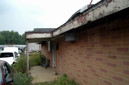 131 Drive-In Theatre - Side Of Concession